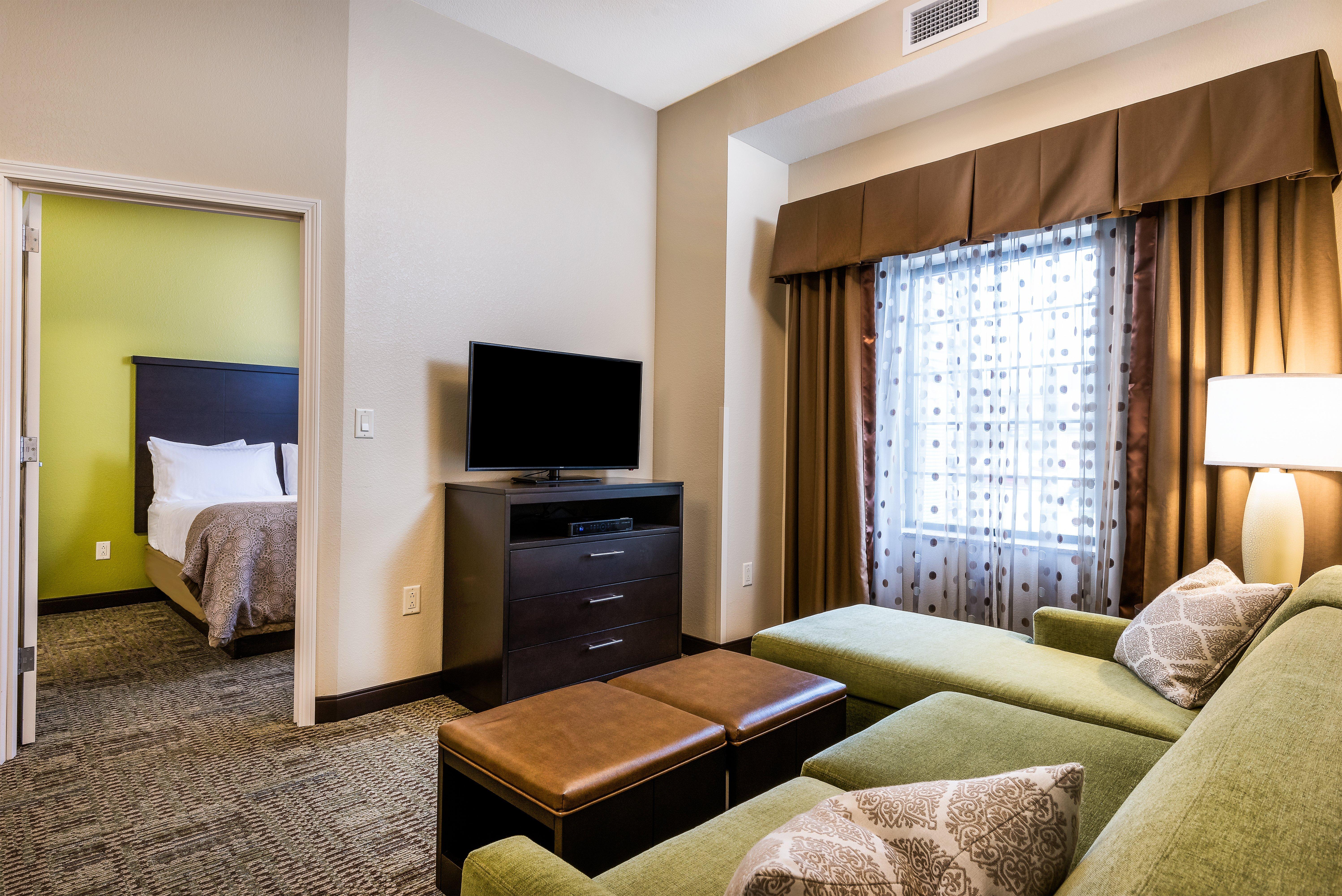 สเตย์ บริดจ์ สวีท ออแคลร์ อัลตูนา Hotel Altoona ภายนอก รูปภาพ