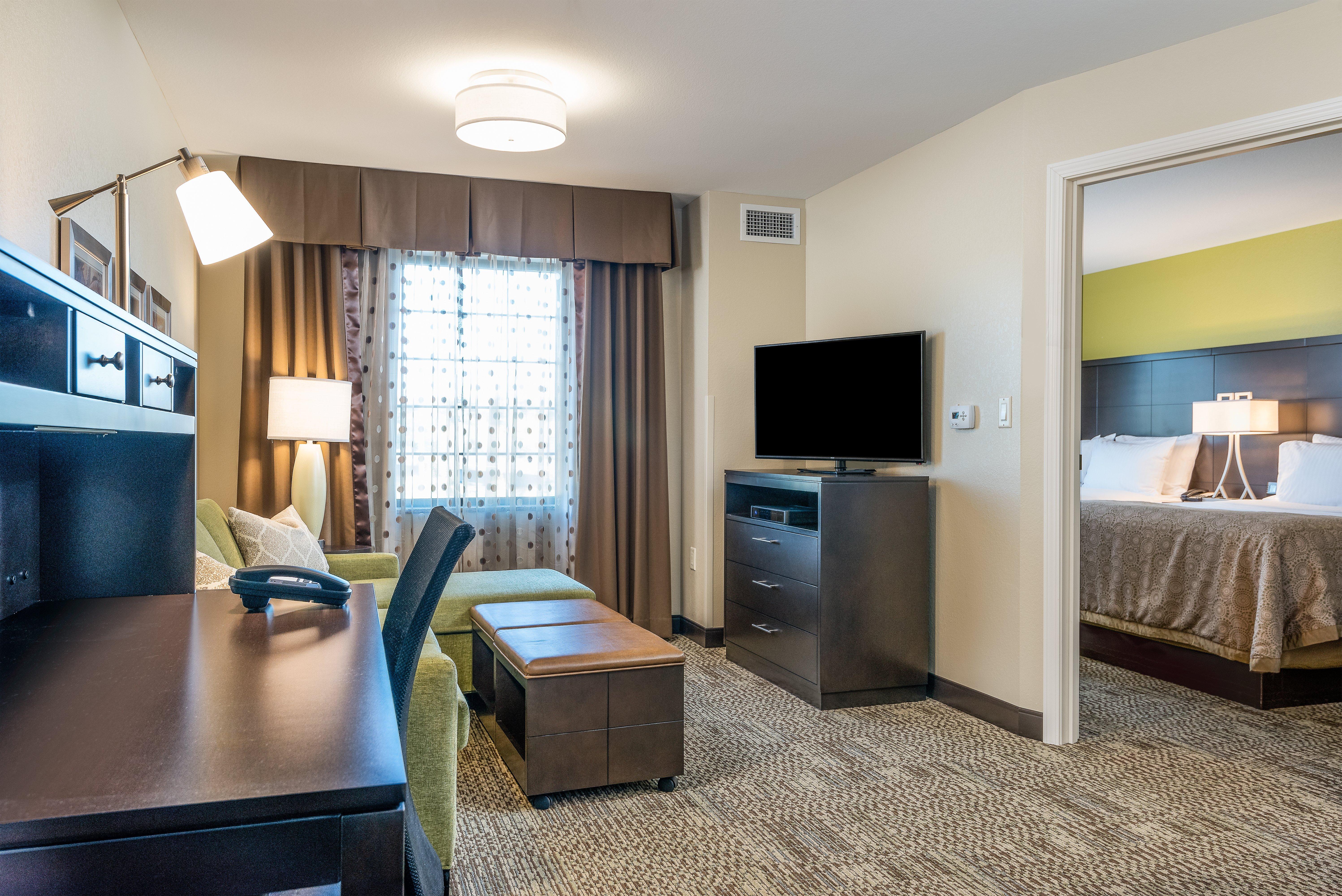สเตย์ บริดจ์ สวีท ออแคลร์ อัลตูนา Hotel Altoona ภายนอก รูปภาพ